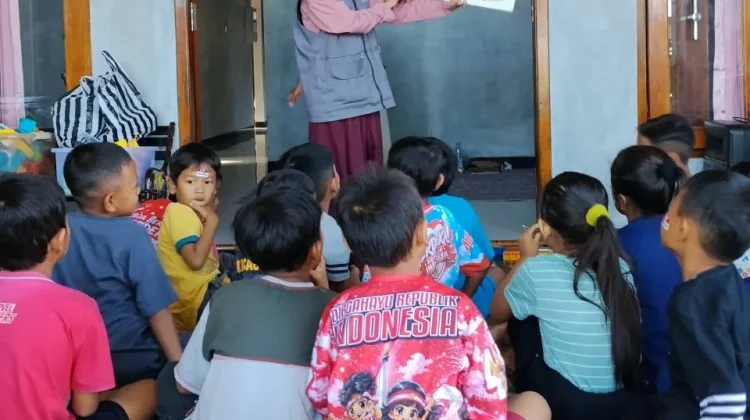 Membaca Buku Selamatkan Bumi? Begini Aksi Relawan Literasi Sukoharjo