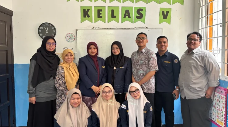 Dosen FKI UMS Terapkan Pembelajaran Berbasis Computational Thinking di Malaysia