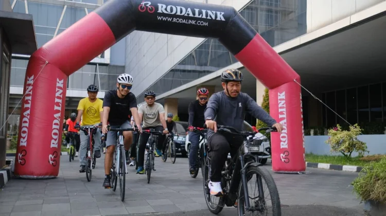 GRAND MERCURE SOLO BARU INISIASI KOLABORASI PARIWISATA lewat FUN CYCLING