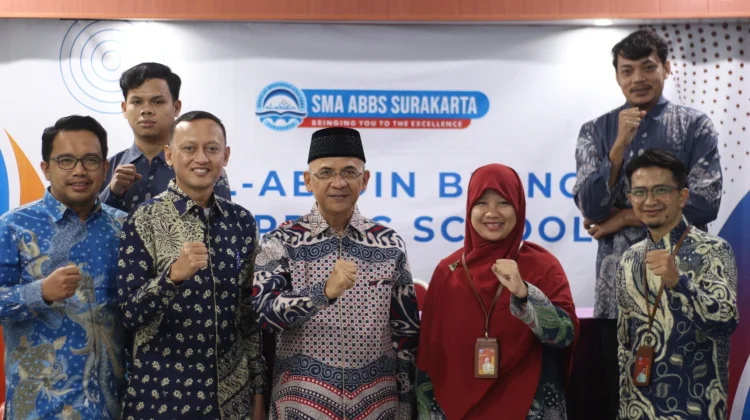 SMA ABBS Surakarta Bagikan Praktik Pengelolaan Sekolah ke YAPI Al Azhar
