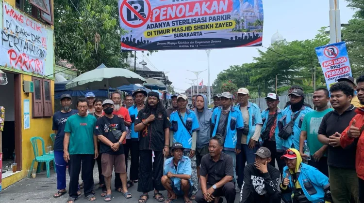 Warga Rejosari Tolak Sterilisasi Parkir Kawasan Masjid Zayed