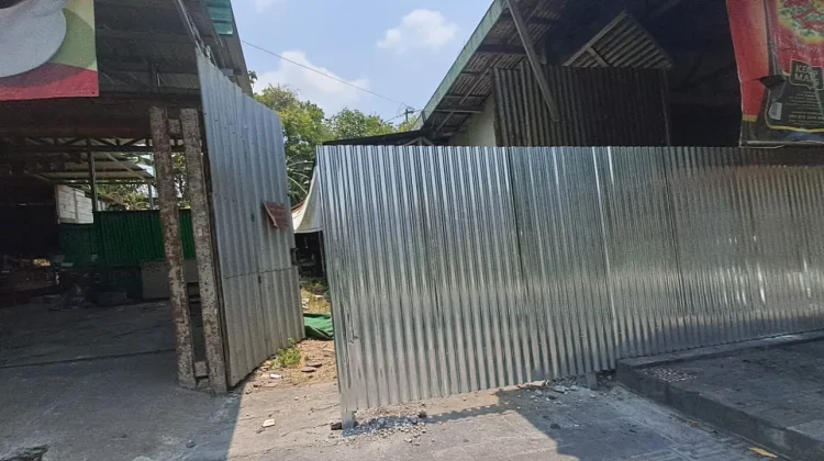 PT KAI Jelaskan Alasan Pasang Seng di Lahan Ledoksari
