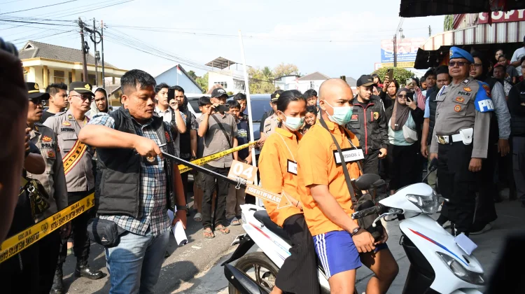 Polres Karanganyar Gelar 27 Adegan Pra-Rekonstruksi Perampokan di Karangpandan