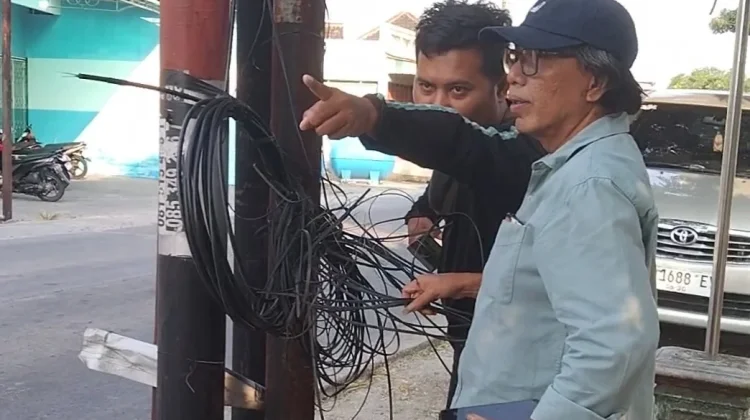 Kabel Internet Kembali Makan Korban, Pansus DPRD Berang Desak Provider Ganti Rugi