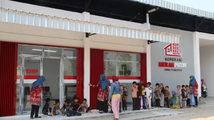 Gudung Sekolah Diperbaiki, KDKMP Desa Prawatan Jadi Tempat Belajar Sementara TK Pe