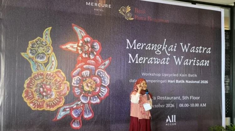 Peringati HBN Mercure Solo Gelar Workshop Upcycling Batik dan Yoga Berkain