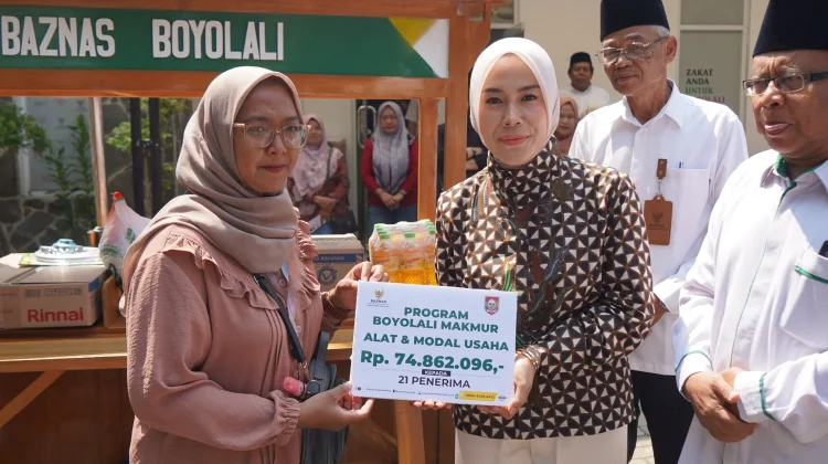 BAZNAS Salurkan 21 Bantuan Usaha Produktif Melalui Program Boyolali Makmur
