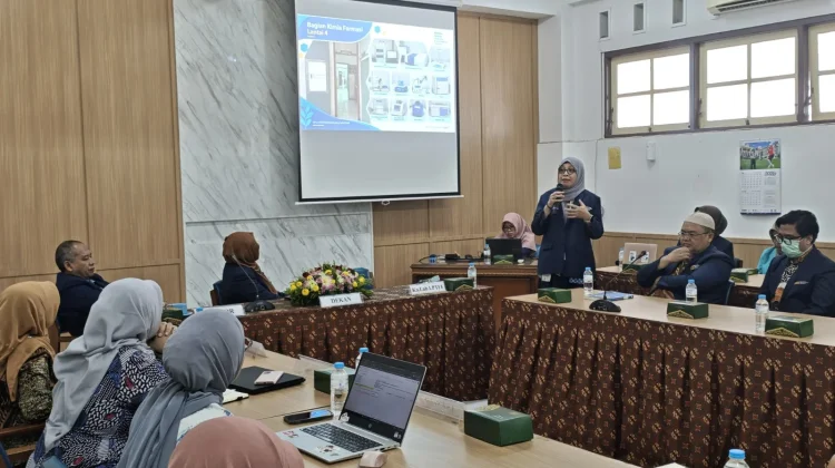 LPT Farmasi UMS Mantapkan Standar Mutu Laboratorium melalui Asesmen ISO/IEC 17025