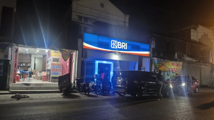 Pemkot Solo Tata Trotoar Piere Tendean agar Tak Ganggu Pejalan Kaki