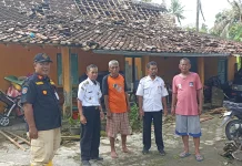 Hujan dan Angin Ekstrim Terjang Bayat, Sejumlah Rumah Warga Rusak