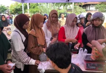Ludes Sejam! Warga Karanganyar Serbu Subsidi Cabai Rawit Murah