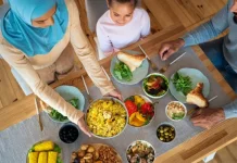 Menu yang Sebaiknya Dihindari saat Sahur