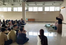 KKN-Dik UMS Gandeng Puskesmas, Edukasi Seks dan Bullying di SMA Muh5 Karanganyar