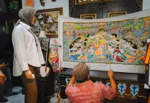 Wawali Solo Kunjungi Galeri Wayang Beber nDalem Atmo Supomo, Lestarikan Seni Langk