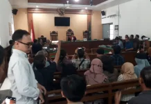 Sidang Gugatan CLS Ijazah Jokowi Ditunda, Hakim Pembinaan di Jakarta