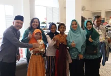 Berkah Ramadan 57 Anak Yatim-Duafa di Sragen Diajak Belanja Baju Lebaran
