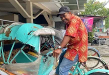 Kisah Mashudi, Pengayuh Becak Sekaligus Imam Masjid di Surakarta
