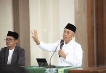 UMS Bagikan Bingkisan untuk Ratusan Tenaga Outsourcing dan THL
