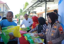 Polres Klaten Salurkan 2 Ton Beras SPHP dalam Gerakan Pangan Murah