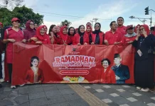 "Perempuan Banteng" Sragen Bagikan 1.500 Paket Buka Puasa, Sasar Warga Ngabuburit