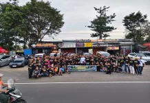 PSHT Kobaret Bagikan Seribu Takjil dan Sembako di Karanganyar