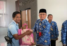 ASN Sragen Baksos Bagikan Bingkisan Lebaran kepada Masyarakat