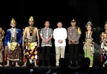 Ribuan Penonton Padati Opera Bakdan Neng Solo saat Lebaran