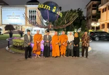Biksu STIAB Smaratungga Ngampel Boyolali Kunjungi PPMI Assalaam