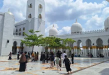 Libur Lebaran, Masjid Raya Sheikh Zayed Solo Menjadi Favorit Wisatawan