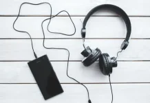 Sejarah Awal Munculnya Headset dan Earphone dalam Dunia Audio