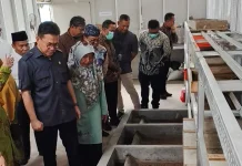 Mendag Berikan Apresasi Terhadap Budi Daya Maggot di SPPG Jetis Sukoharjo