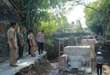 Putus Terdampak Bencana, Polres Klaten Bangun Jembatan Presisi Karangnongko