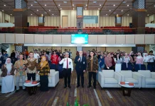 Perkuat Reputasi Global, UNS Beri Gelar Friends of UNS ke Prof. Bruno Sergi