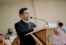 Doktor ke-63 PAI UMS, Ungkap Anomali Retensi Guru di Pesantren
