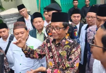 Sambangi Ponpes Walisongo Sragen, Mahfud MD Sebut Pesantren Bukan Alat Politik