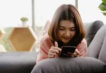 Doomscrolling, Kebiasaan Scroll tanpa Henti Diam-Diam Ganggu Kesehatan Mental