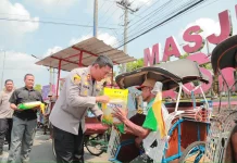 Ringankan Beban Warga, Polres Klaten Salurkan 1 Ton Beras