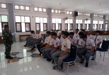 Babinsa Nusukan Solo, Sosialisasikan Penerimaan Bintara dan Tamtama TNI-AD