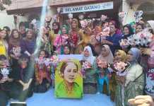 Serunya Perayaan Hari Kartini Bersama Buruh Gendong di Pasar Gede Solo