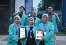 Skrining Gigi Berbasis AI, Tim FKG UMS Raih Silver Medal di YISF 2026