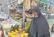 Imbas Harga Plastik Melambung, Harga Minyak Goreng di Solo Terkerek Naik