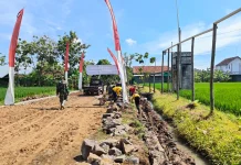 TNI Bangun Talud 150 Meter di Sragen, Cegah Erosi dan Lindungi Jalan