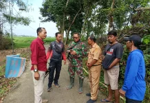 Di Balik Lensa TMMD Sragen, Saat "Ngobrol Santai" Menjadi Kunci Berita Akurat
