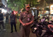 Satpol PP Kota Solo Sidak Citywalk Slamet Riyadi
