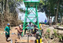 Bahu-Membahu Alirkan Kehidupan, Potret Gotong Royong Satgas dan Warga Bangun Sumur