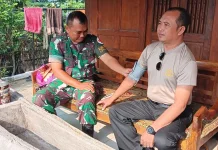 Jaga Stamina Personel dan Warga, Tim Kesehatan TMMD Kodim Sragen Siaga di Lokasi