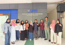 Perkuat Internasionalisasi, Mahasiswa Ilkom UMS Ikuti Program di Malaysia
