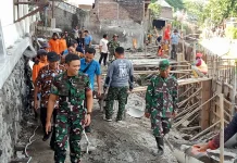Dandim 0735 Surakarta Sidak Lokasi TMMD Sengkuyung di  Kelurahan Mojosongo