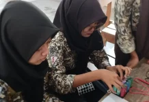 SEB SMA BK 3 Teras Boyolali Gelar Pelatihan Pembuatan Batre Pack