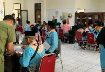 PPIH Embarkasi Solo Masih Menunda Keberangkatan Tujuh Jemaah karena Sakit